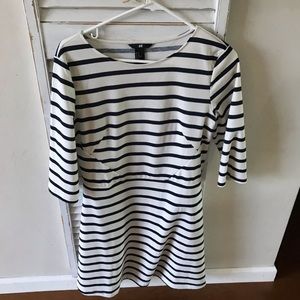 H and M striped 3/4 sleeve dress